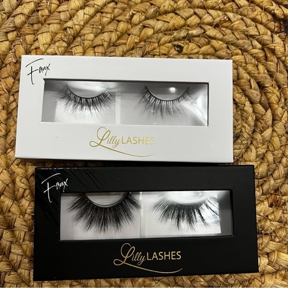 Lilly Lashes Faux Mink Lash Bundle - Picture 6 of 12